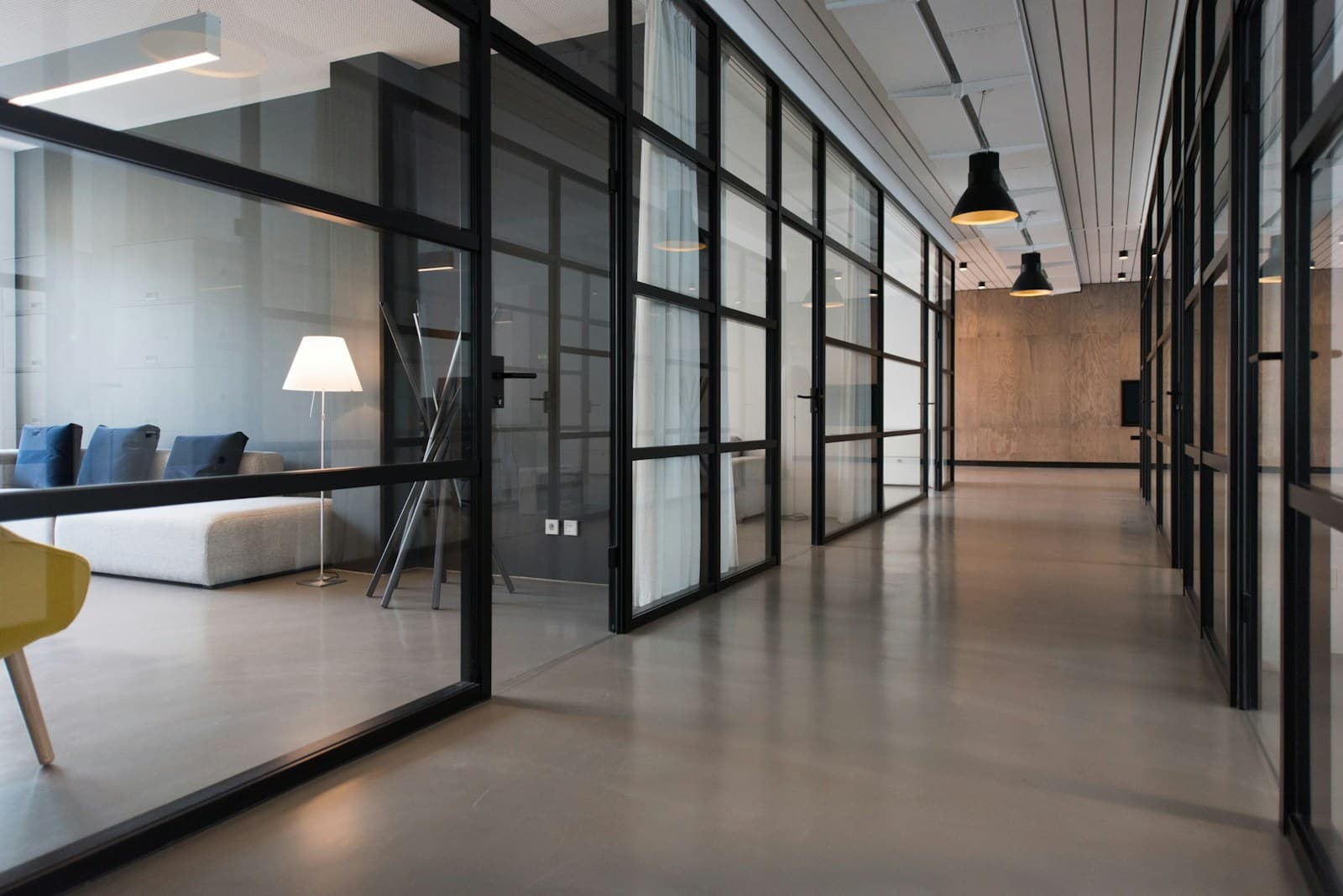 Commercial Electrician in Surat